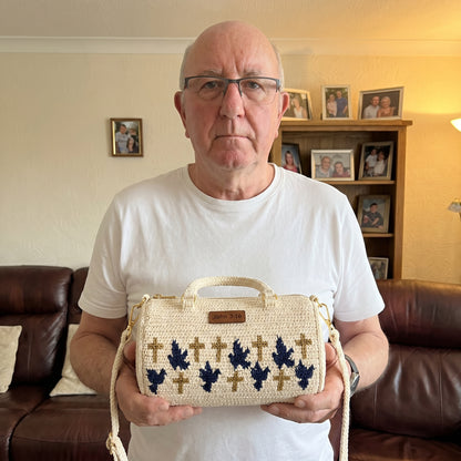 HOLIDAY BLESSINGS: FAITH-FILLED CROCHET TOTE