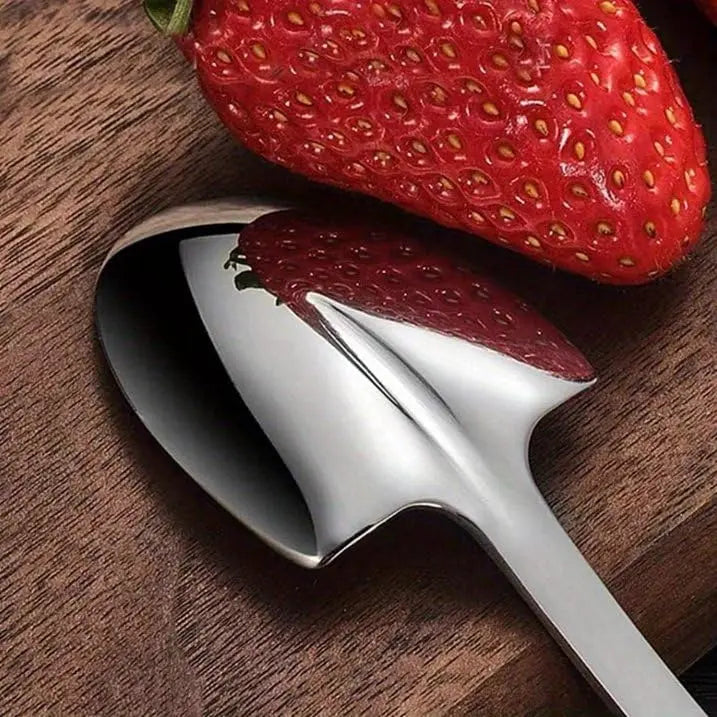 🥄HOLIDAY READY: THE 4-PIECE DESSERT SPOON SET — SERVE IN STYLE🥄