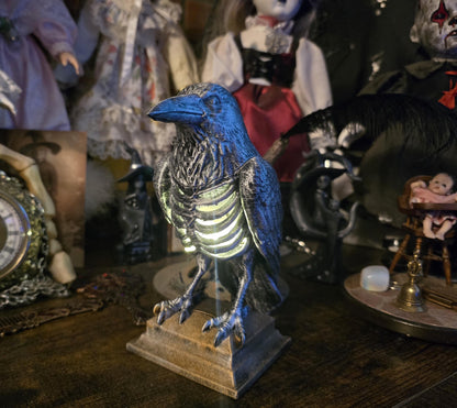 🐦‍⬛Gothic Raven with open ribcage chest with LED lights stunning figurine