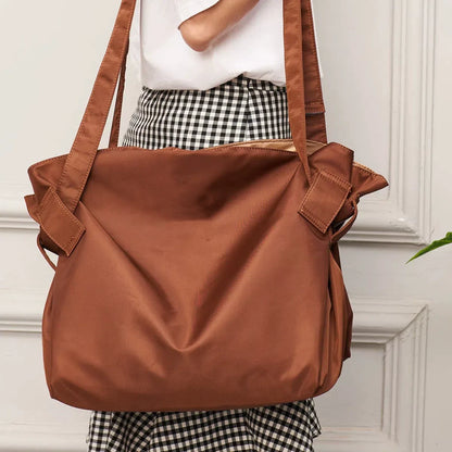 👜One bag. Endless uses.