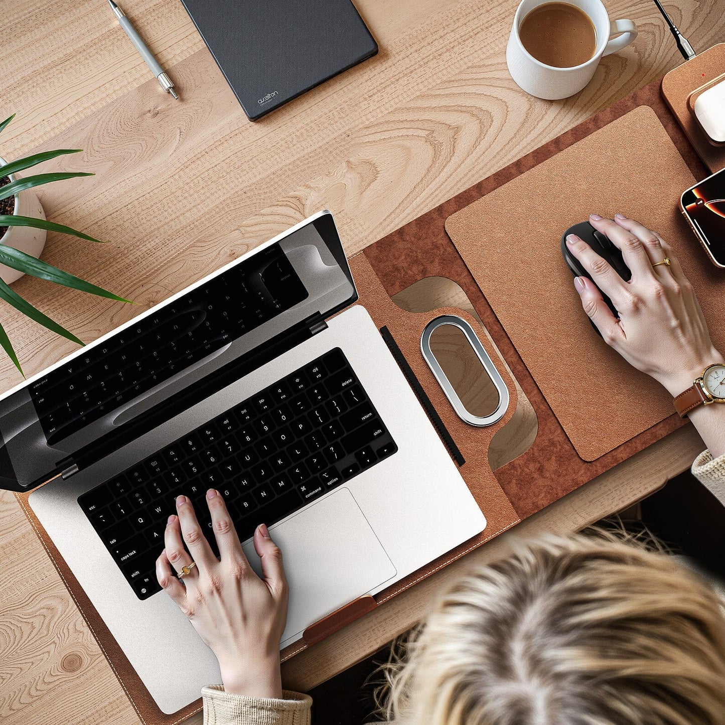 💻 WorkMate™ 5-in-1 Laptop Carrying Case with Wireless Charging Stand